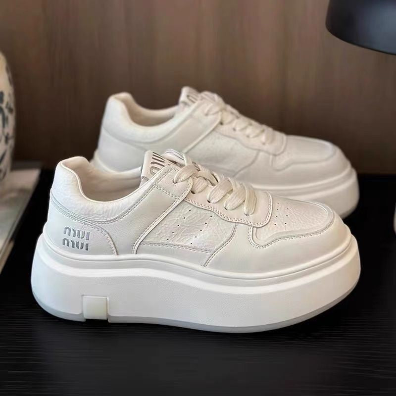 Damen Sneakers mit dicker Plateau-Sohle und modischem Obermaterial R&B