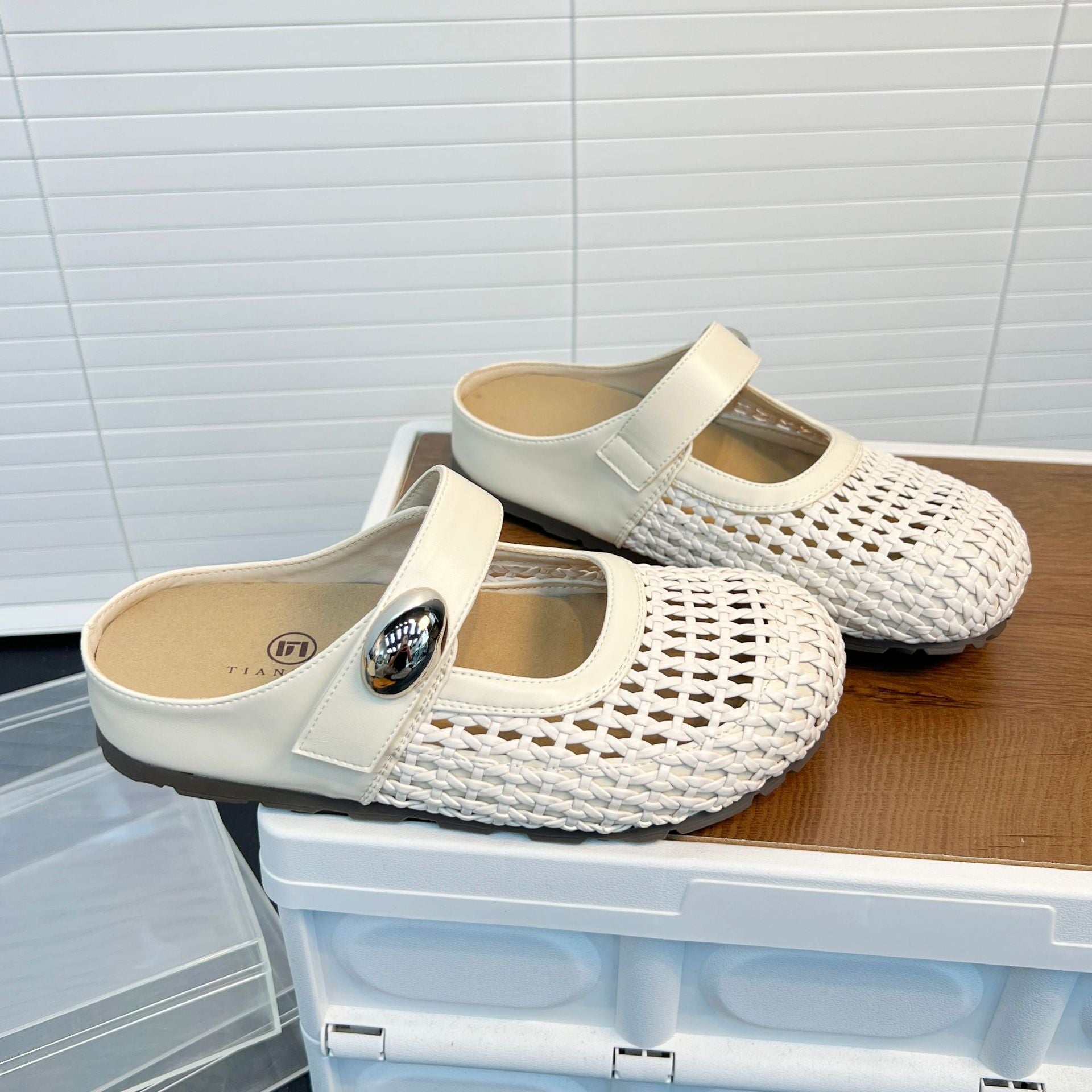 Damen Komfort Clogs mit modischem Flechtmuster und verstellbarem Riemen R&B