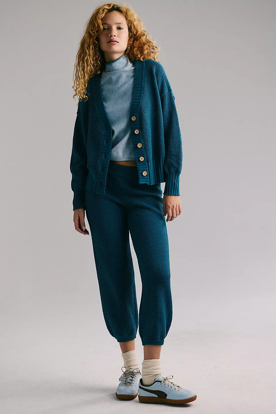 Damen lässige Oversize-Jacke mit funktionalen Taschen und zarten Knopfdetails R&B