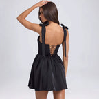 Damen Verspieltes Minikleid mit eleganten Rüschendetails und Schleifen R&B