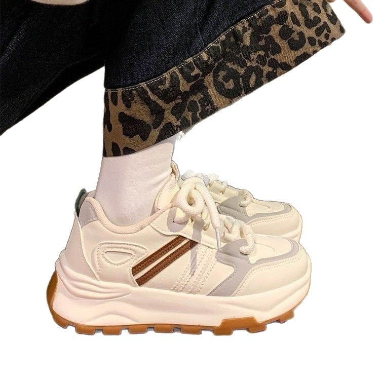 Damen sportliche Sneakers mit atmungsaktiver Sohle und trendigem Design R&B