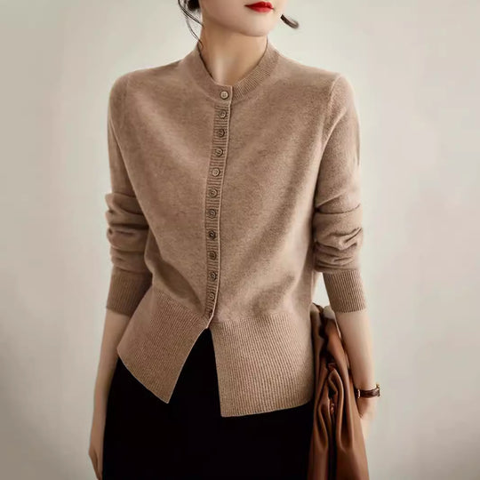 Damen modische Strickjacke mit Knopfleiste und Rippstrickdetails R&B