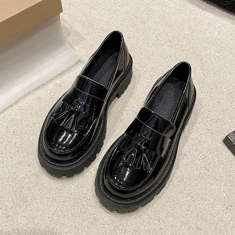 Damen Loafer mit eleganter Quastenverzierung und robustem Plateau R&B