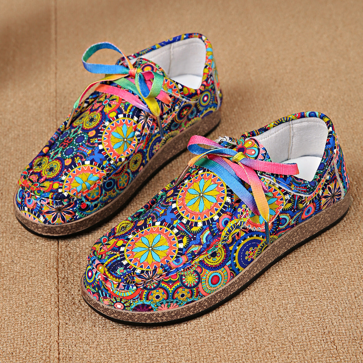 Damen Freizeit Sneaker mit buntem Muster und komfortablem Fußbett R&B