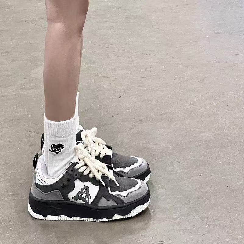 Damen Sportliche Sneakers mit strapazierfähigem Obermaterial und ergonomischer Dämpfung R&B