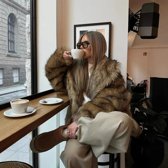 Damen Kuschelige Faux-Fur Jacke mit weichem Innenfutter R&B