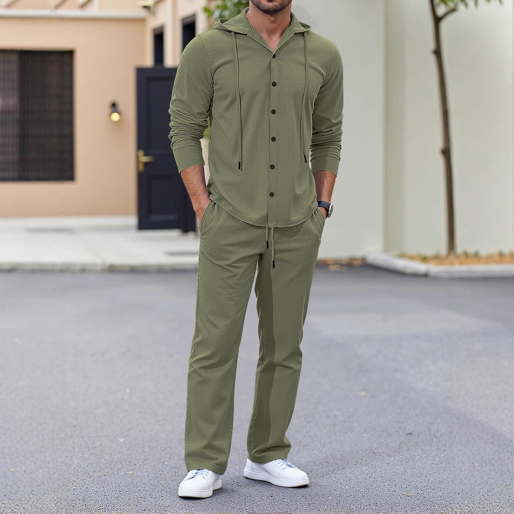 Herren lässiges Kapuzenshirt mit praktischen Taschen und Jogginghose R&B