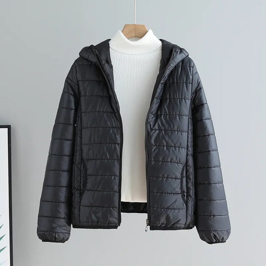 Damen gesteppte Übergangsjacke mit praktischen Taschen und Kapuze R&B