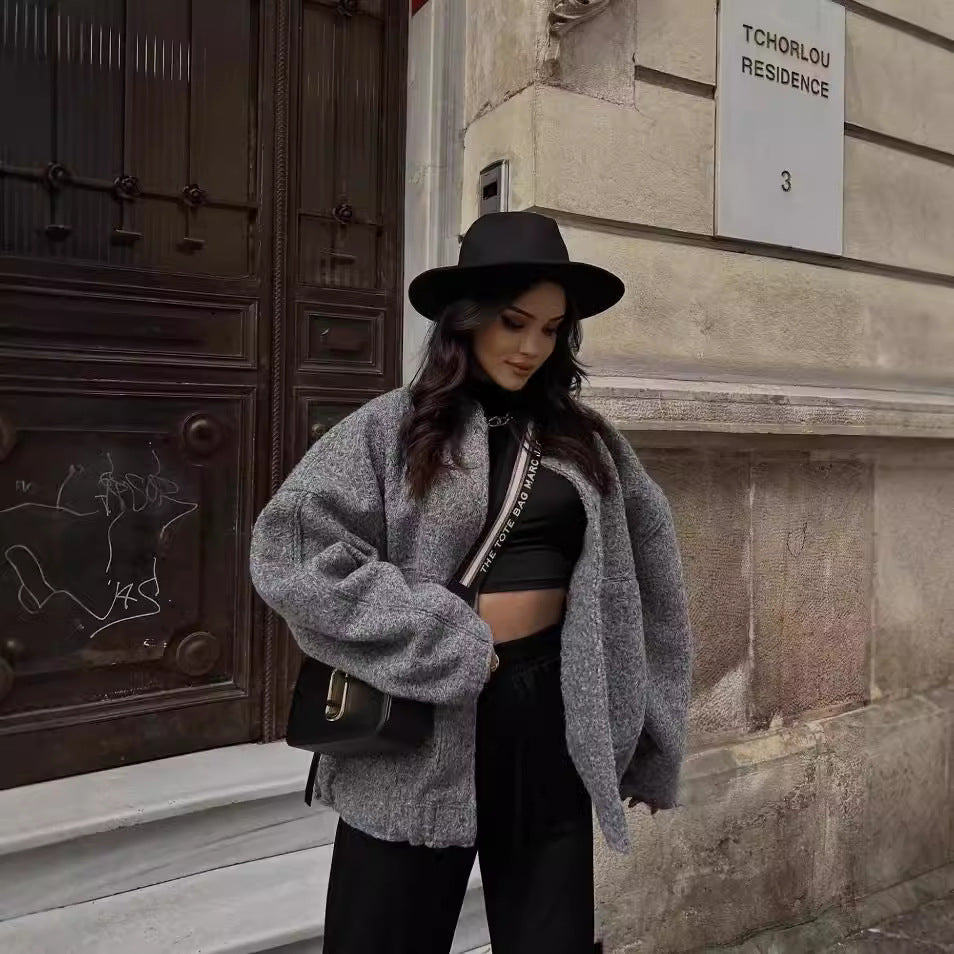 Damen gemütliche Sweatjacke mit hoher Kragenform und praktischen Taschen R&B