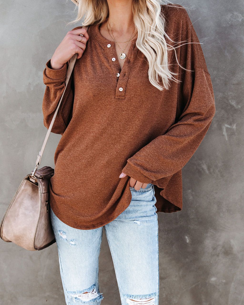 Damen Langarmshirt mit Knopfdetail und lässigem Schnitt R&B