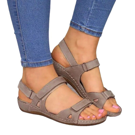 Damen Riemensandalen mit verstellbaren Riemen und anatomischem Fußbett R&B