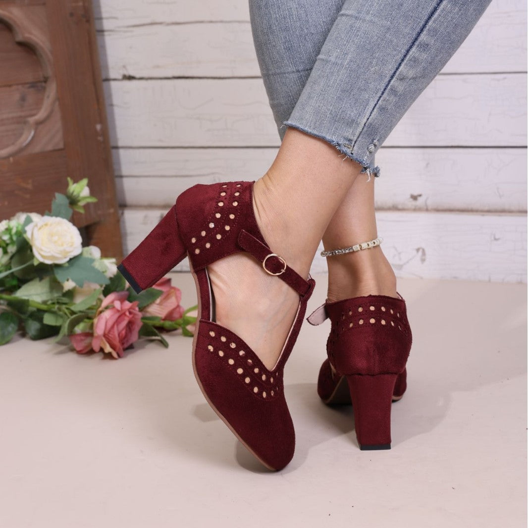 Damen Elegante Pumps mit perforierten Details und komfortablem Blockabsatz R&B