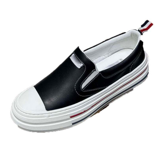 Damen Komfortable Slip-On Sneakers mit modischem Design und raffiniertem Sohlenprofil R&B