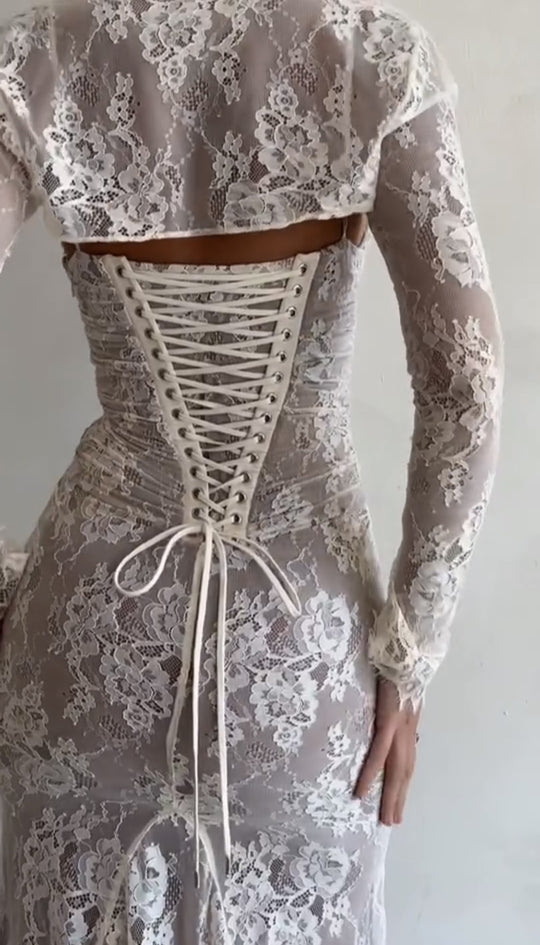Damen Maxikleid aus zarter Spitze mit langen Ärmeln R&B