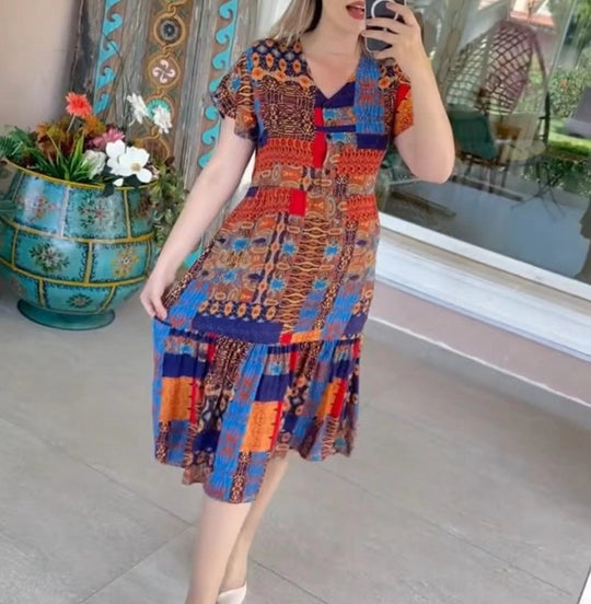 Damen Maxikleid mit buntem Patchwork-Design und luftiger Passform Heidi-Mode