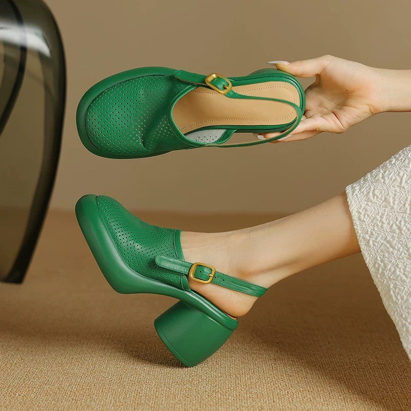 Damen Riemchen-Clogs mit perforierter Oberfläche und komfortablem Blockabsatz R&B