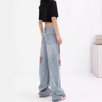 Damen Weite Destroyed Jeans mit bunter Akzentuierung und modischen Rissen R&B