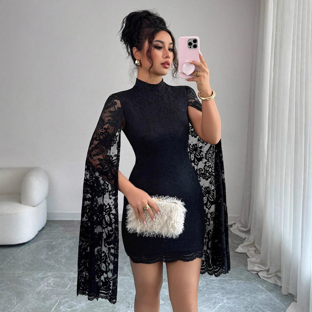 Damen nan tailliertes Spitzen-Minikleid mit hohem Stehkragen und dramatischen Cape-Ärmeln R&B