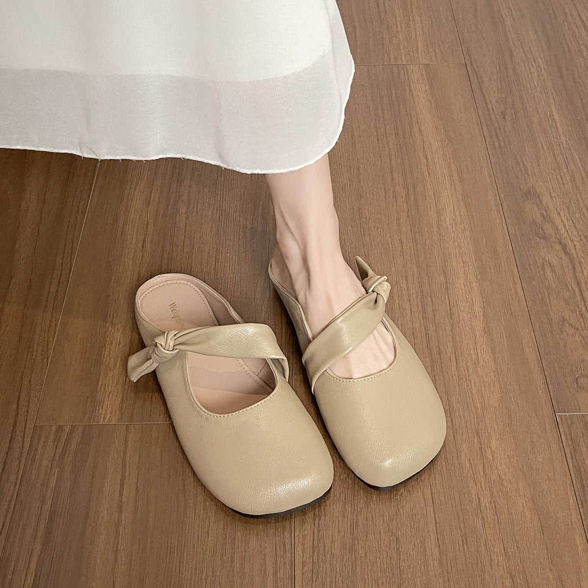 Damen Schlichte und modische Clogs mit dekorativer Schleifenapplikation