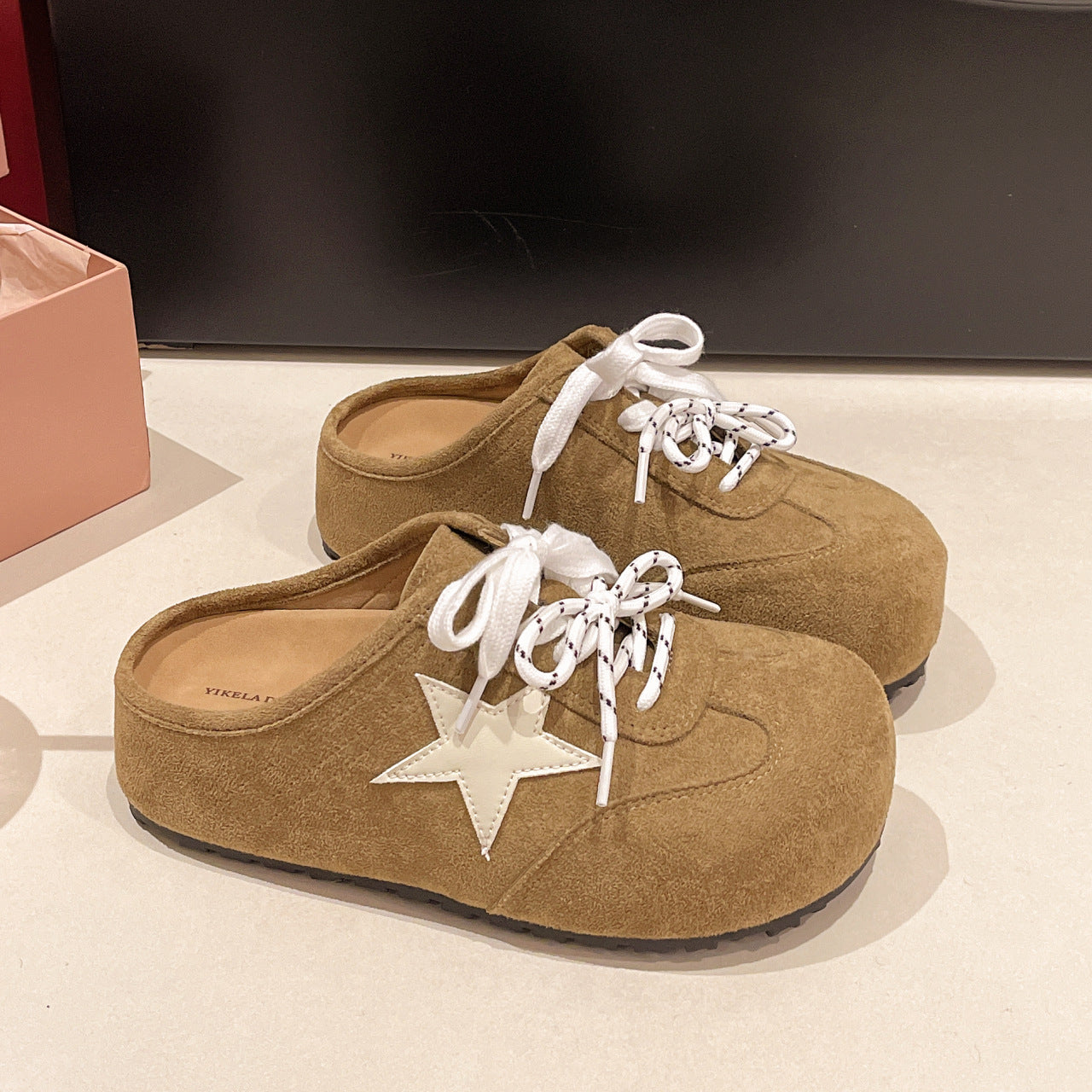 Damen bequeme Clogs mit modischem Sternemblem und rutschfester Sohle R&B