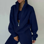 Jogginganzug Damen sportlich elegant mit Oversize-Hoodie und hohem Kragen
