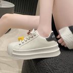 Damen Casual Sneakers mit bunten Schnürsenkeln und komfortabler Plateau-Sohle R&B