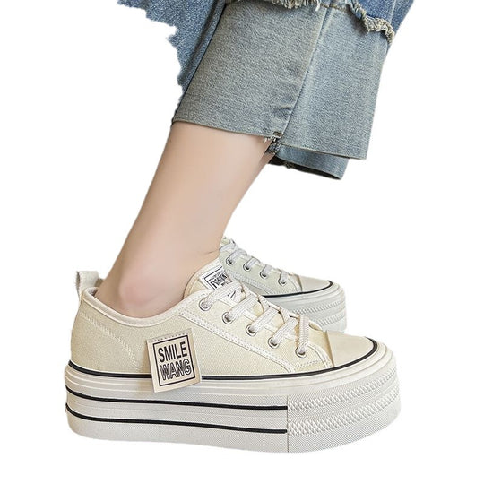 Damen Plateau-Sneaker im trendigen Design mit kontrastierenden Textilien und hoher Sohle R&B