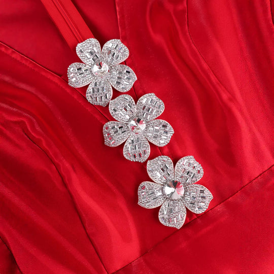 Damen Extravagantes Abendkleid mit voluminösen Puffärmeln und funkelnden Applikationen R&B