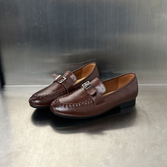 Damen Elegante Mokassins aus hochwertigem Leder mit stilvoller Schnallenverzierung R&B