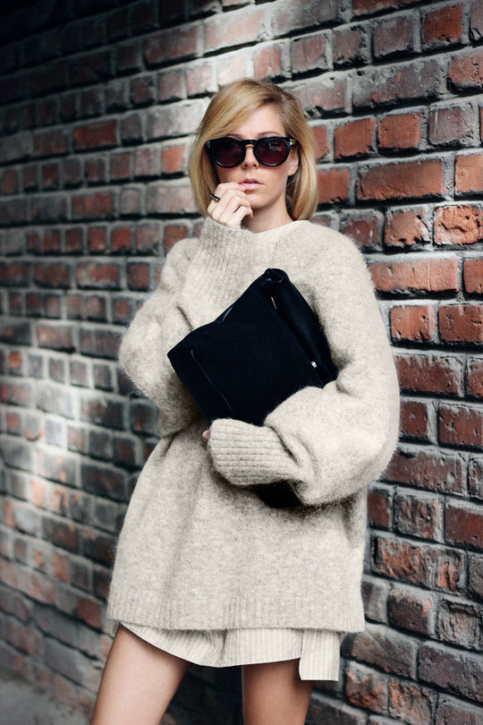 Damen Oversized Strickpullover mit hochabschließendem Kragen und voluminösen Ärmeln R&B