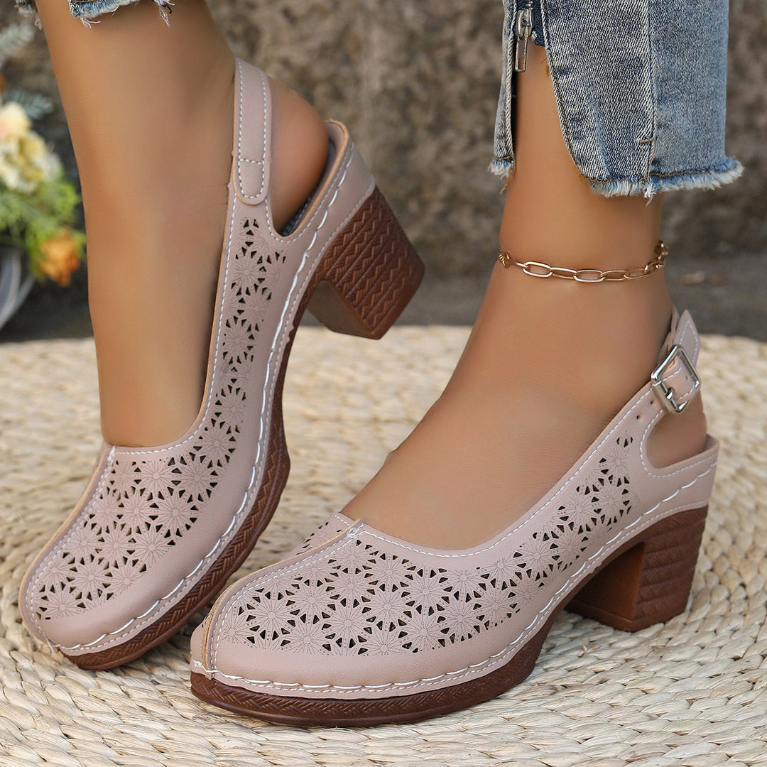 Damen Slingback-Pantoletten mit floralen Ausschnitten R&B