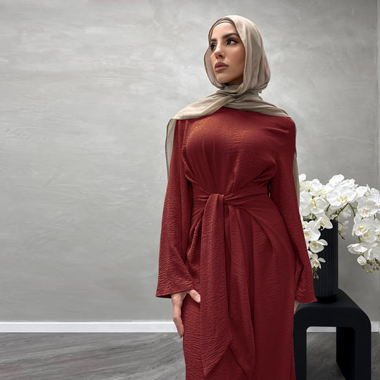 Damen Modisches Maxikleid aus fließendem Stoff mit weiten Ärmeln R&B