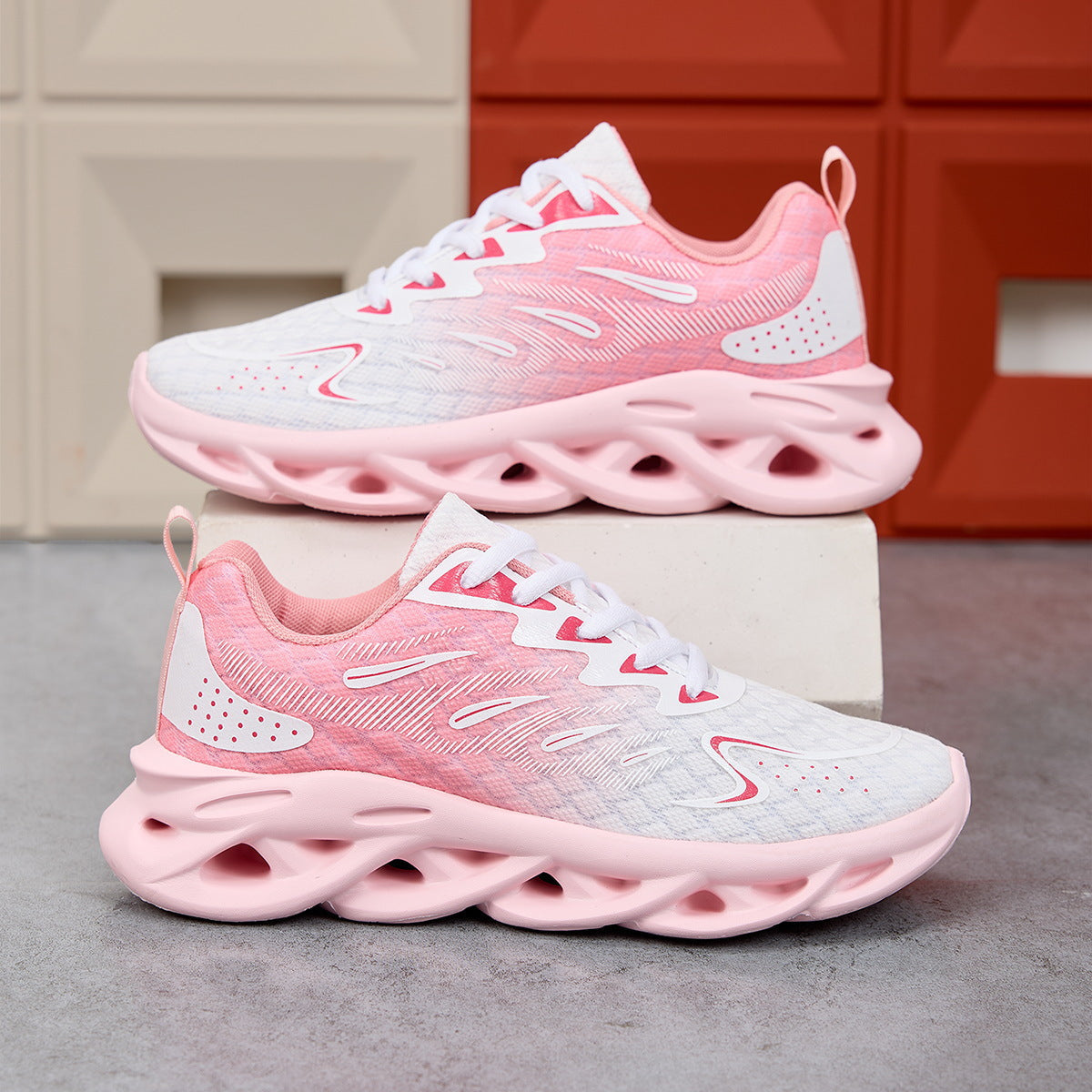 Damen Sportliche Laufschuhe mit dämpfender Systemtechnologie und atmungsaktivem Obermaterial