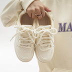 Damen Sneakers mit verspieltem Schleifenmotiv und schöner Applikation
