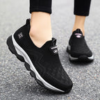 Damen Atmungsaktive Slip-On Spazier-Sneaker mit flexibler Sohle R&B