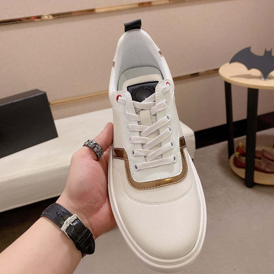 Damen Sportliche Sneaker mit modernem Design und eleganter Lederoberfläche R&B