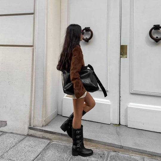 Damen Kurze Veloursjacke mit Stehkragen und seitlichem Reißverschluss R&B