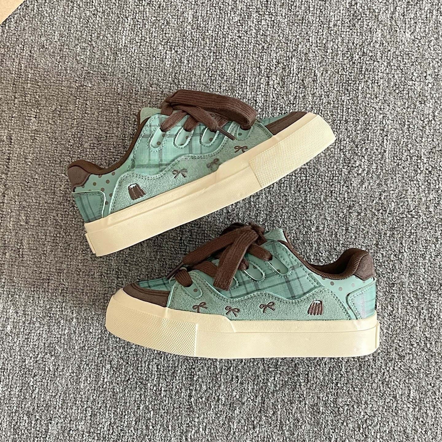 Damen Komfortable Sneaker im verspielten Design