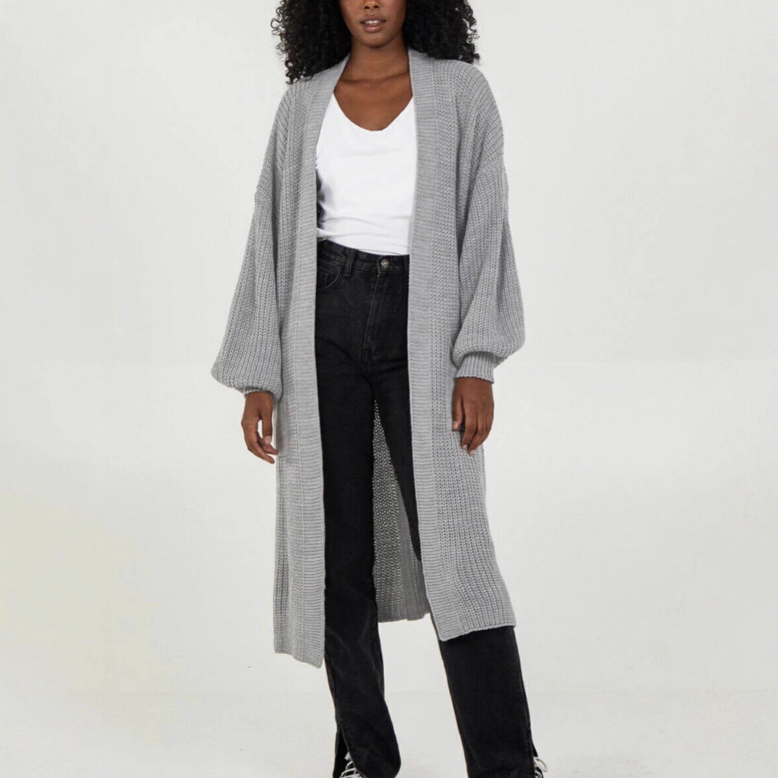 Damen Langer Strickcardigan mit voluminösen Ärmeln und offenem Schnitt R&B