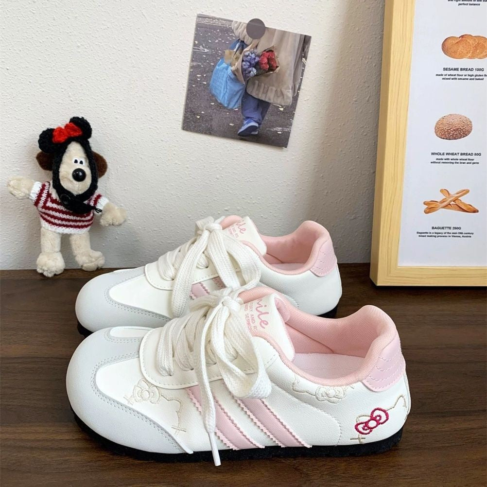 Damen Freizeitsneaker mit verspieltem Hello Kitty Design