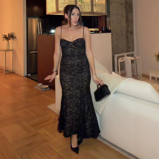 Damen Spitzenkleid mit sanften Konturen und trägerlosem Design R&B