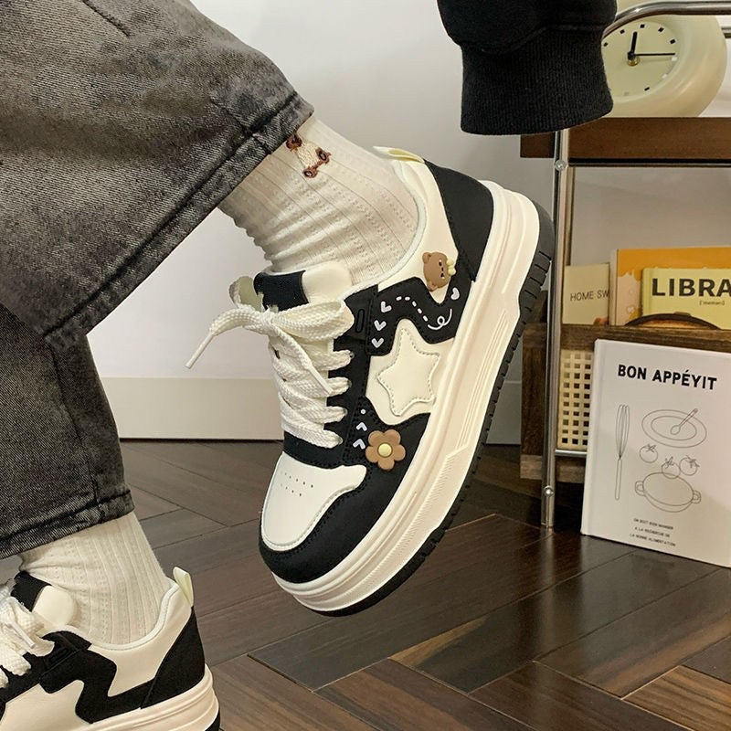 Damen Trendy Sneakers mit verspieltem Design und komfortablem Sohlenprofil R&B