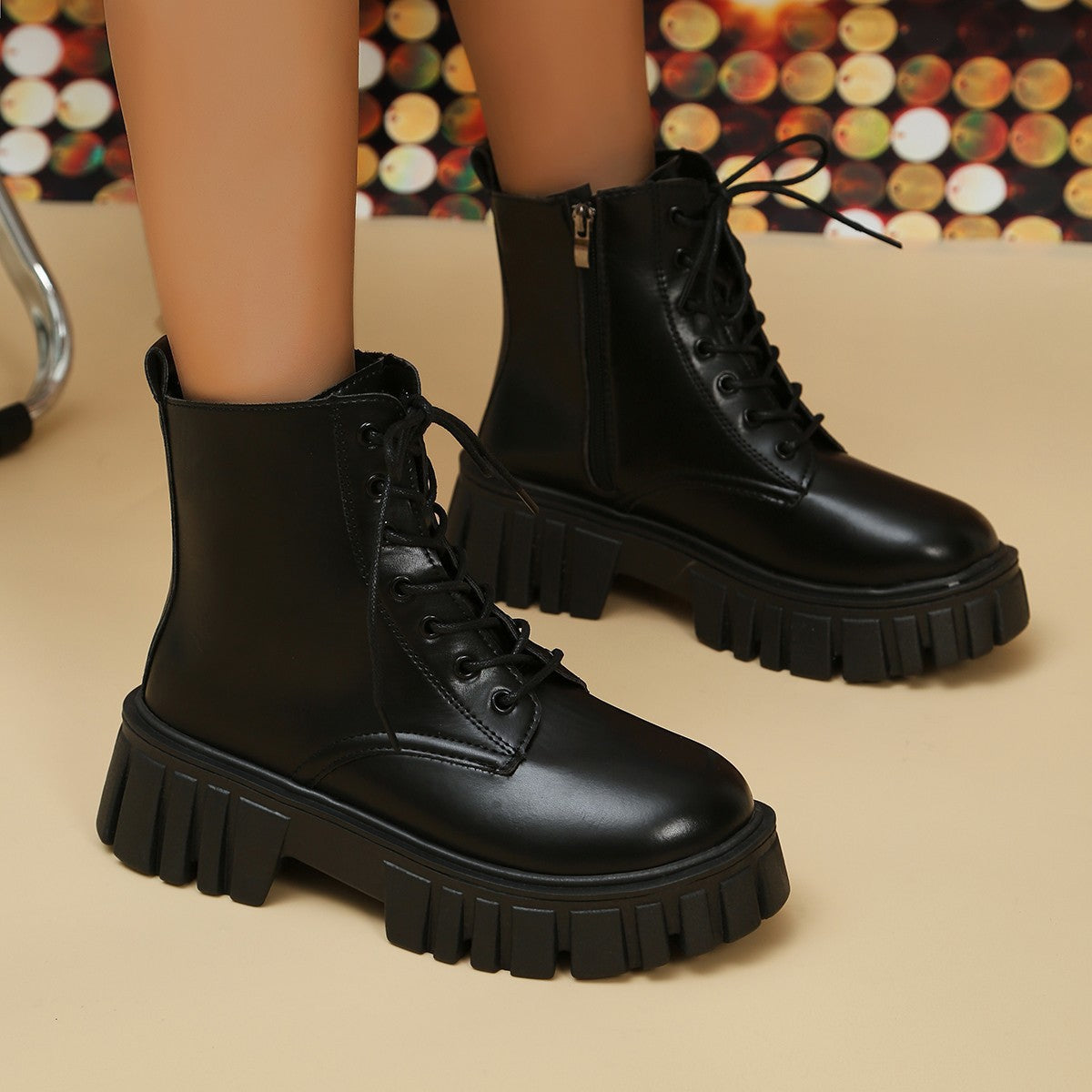 Damen Chunky Boots mit robustem Profil und praktischem Reißverschluss R&B