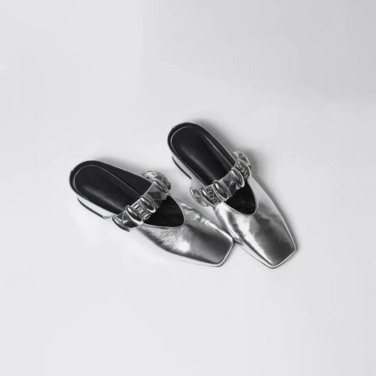 Damen Mules mit glamourösen Nieten und glänzender Oberfläche R&B