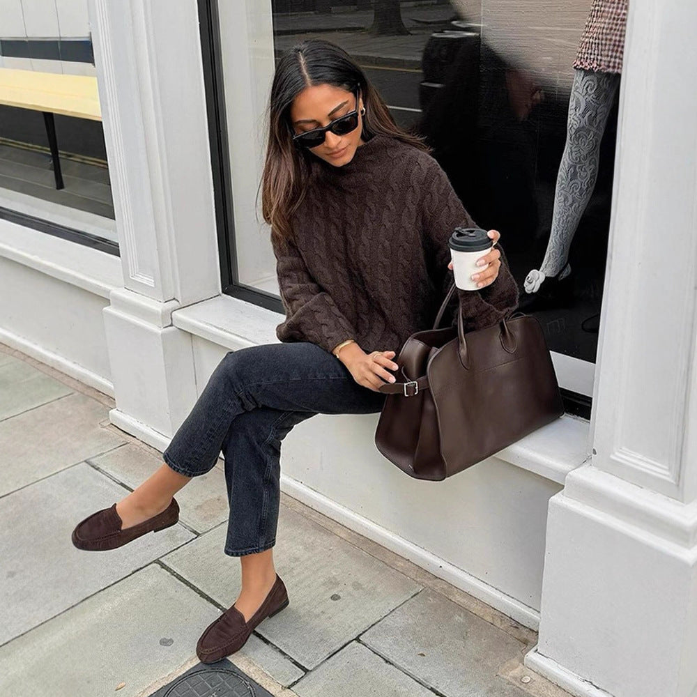 Damen modischer Rollkragenpullover aus strukturiertem Strickmaterial R&B