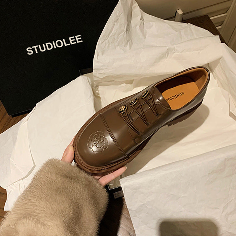 Damen komfortable Schnürschuhe aus hochwertigem Kunstleder mit eleganter Schnallenverzierung R&B