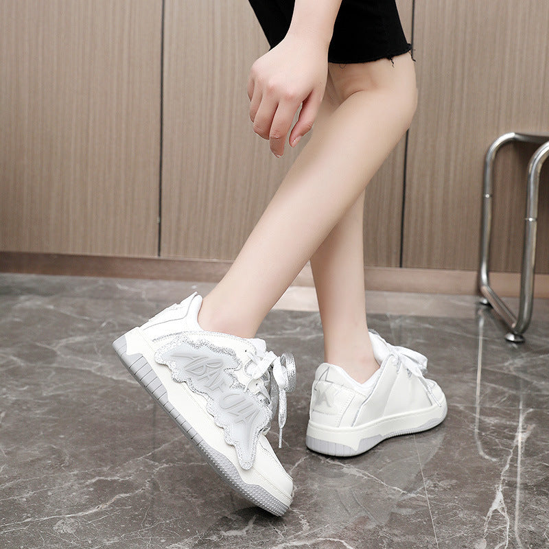 Damen Sneakers mit glänzenden Akzenten und einzigartigem Design R&B
