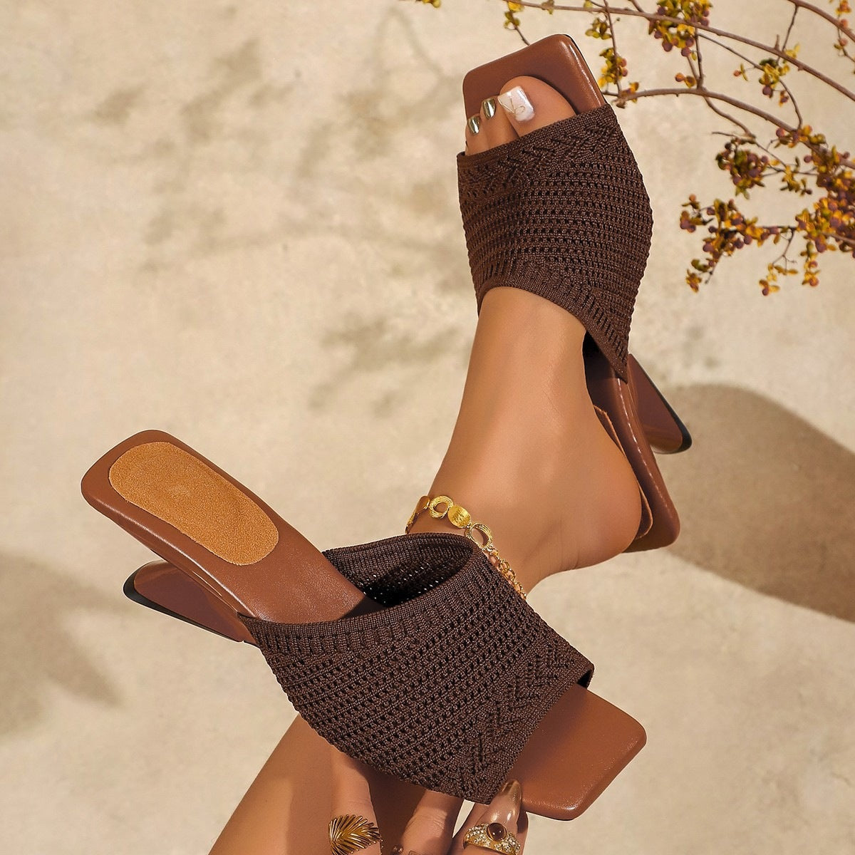 Damen Slipper mit einzigartigem geflochtenem Design und bequemer Sohle