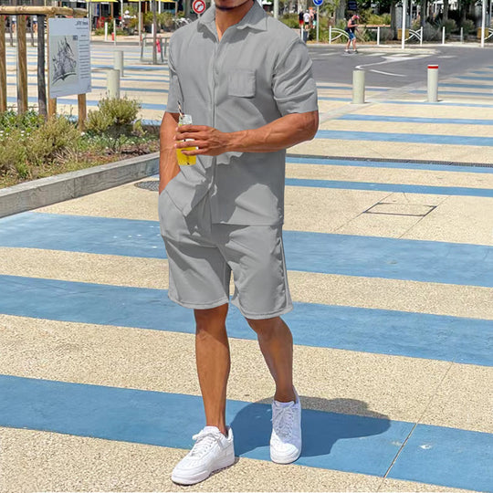 Herren nan urlaubsinspirierte Kurzarm-Revershemd- und Bermuda-Kombination in legerer Passform aus leichtem Baumwollmix R&B