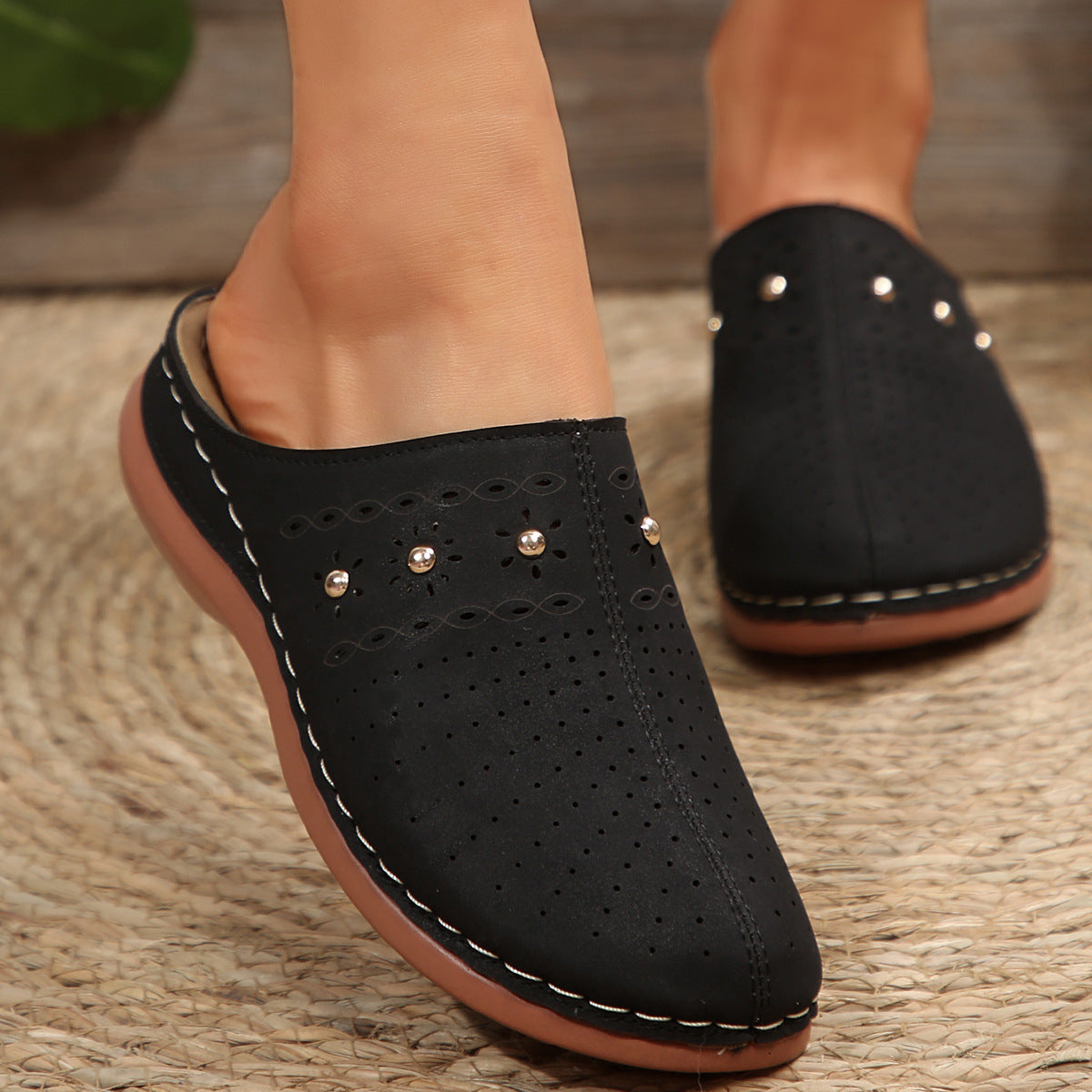 Damen Clogs mit floralem Muster und dekorativen Akzenten R&B